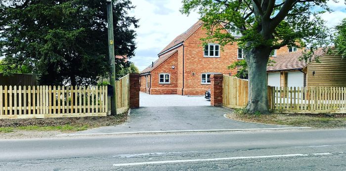 Picket fence at Harwell, near Didcot, Oxfordshire